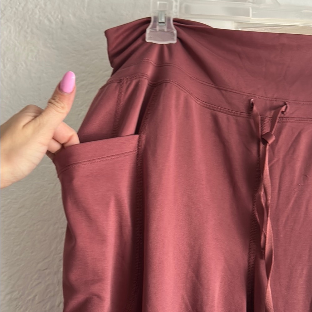 Fabletics Mauve Track Pants - Picture 3 of 5